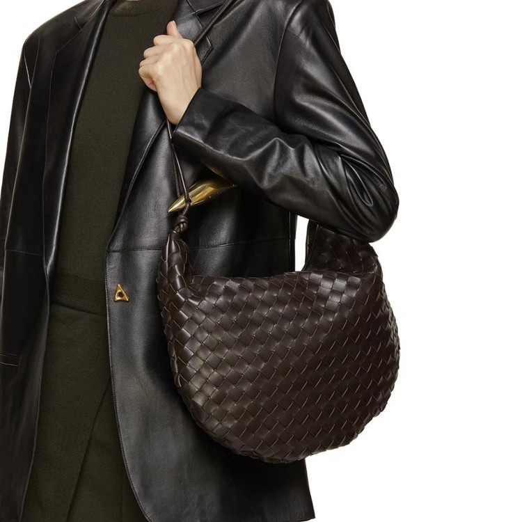 보테가 베네타 사르딘 숄더백 미디엄